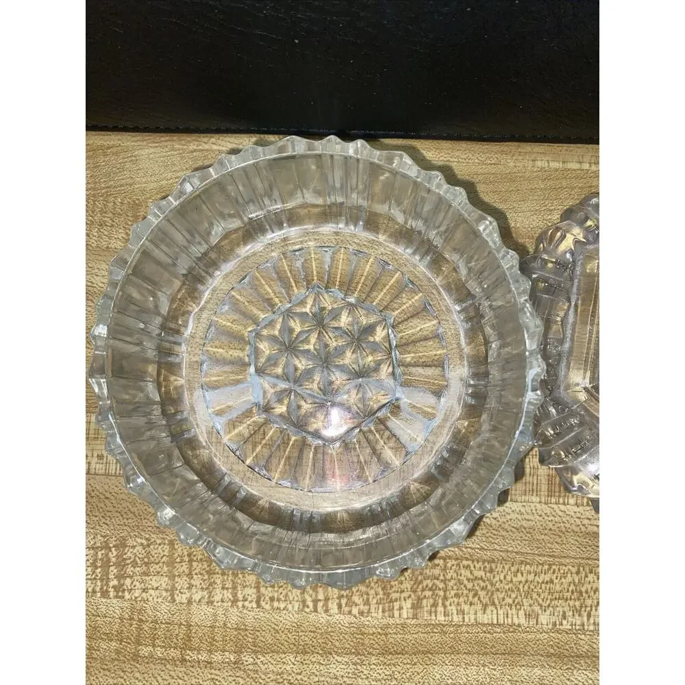 Vintage Vanity Powder Jar Trinket Jewel Box w/lid Antique Cut Glass 4.5” Dia